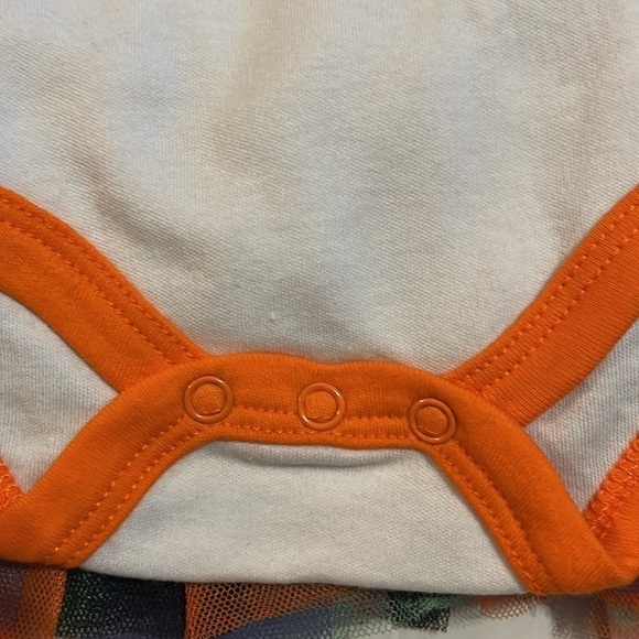 NWT-baby essentials-6M-Halloween 4 piece set.Bodysuit,skirt,headband,leg warmers - Picture 5 of 8